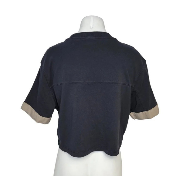 Nike Pocket Crop Mixed Media Tee - Picture 4 of 8